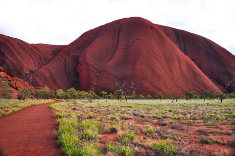 Ayers Rock Combo: Uluru Base And Sunset Plus Uluru Sunrise And Kata Tjuta With An Optional BBQ Dinner Or Kings Canyon Day Trip - Accommodation Kalgoorlie 5