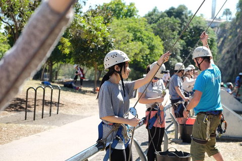 Rock Climbing At The Kangaroo Point Cliffs In Brisbane - Accommodation Kalgoorlie 3