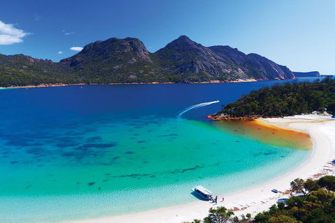 Wineglass Bay Private Charter Service - Accommodation Kalgoorlie 1