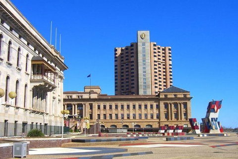 Explore Adelaide City Tour: Haigh's Tasting Chocolate & Adelaide Oval Tour - Accommodation Kalgoorlie 5