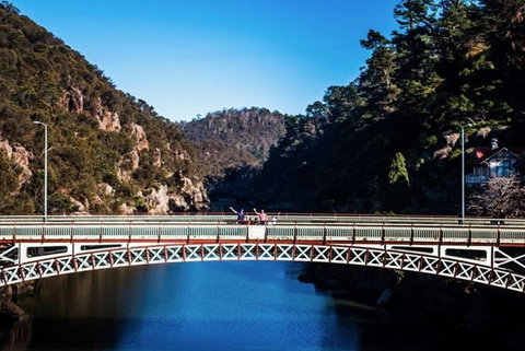 3.5 Hours Walking Tour To Cataract Gorge With Local Guide - Accommodation Kalgoorlie 4