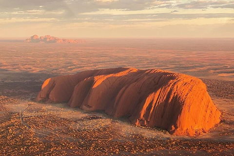 Helicopter Scenic: Extended Uluru & Kata Tjuta - Accommodation Kalgoorlie 1