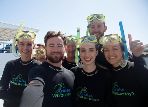 Great Barrier Reef Day Cruise To Reefworld - Accommodation Kalgoorlie 4