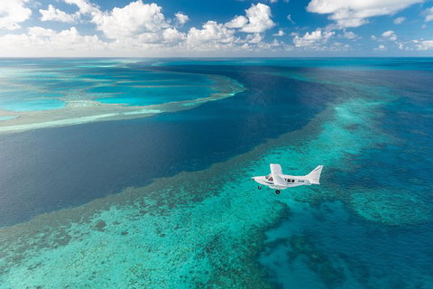Scenic Flight - Great Barrier Reef, Heart Reef, Whitehaven Beach & Hill Inlet! - Accommodation Kalgoorlie 3