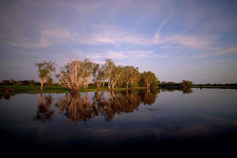 Yellow Water Cruise - Kakadu - Accommodation Kalgoorlie 1