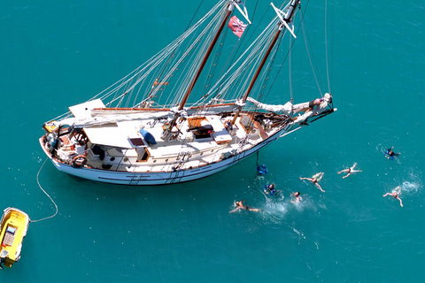 Whitsunday Islands Private Sailing Experience With Snorkeling & Langford Reef - Accommodation Kalgoorlie 1