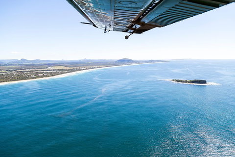 Deluxe Seaplane Tour Noosa To Glasshouse Adventure For 2 With Photobook - Accommodation Kalgoorlie 5