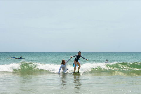 Private Beginners Surf Lessons, Noosa World Surf Reserve - Accommodation Kalgoorlie 0