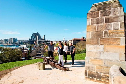 Private Essential Sydney Tour Including Lunch At The Cruising Yacht Club Of Australia - Accommodation Kalgoorlie 4