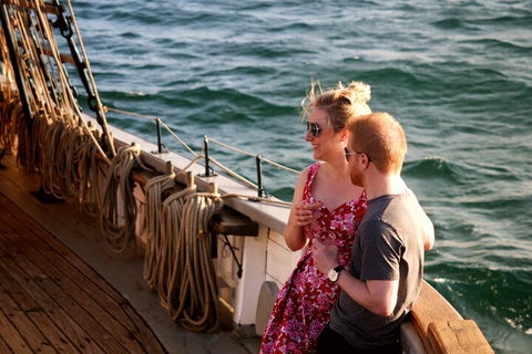 Sydney Harbour Tall Ship Wine & Canapes Evening Cruise - Accommodation Kalgoorlie 4