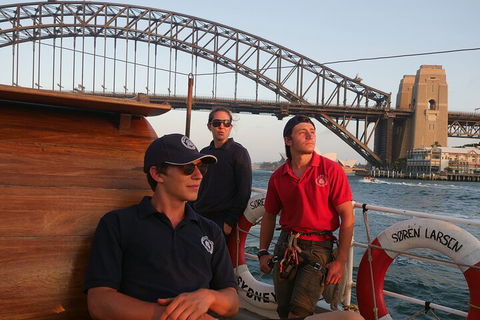 Sydney Harbour Tall Ship Wine & Canapes Evening Cruise - Accommodation Kalgoorlie 5
